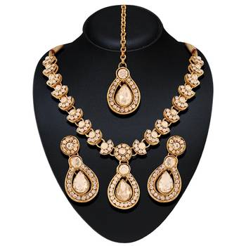 Glimmery Gold Plated Australian Diamond Stone  Necklace Set 2