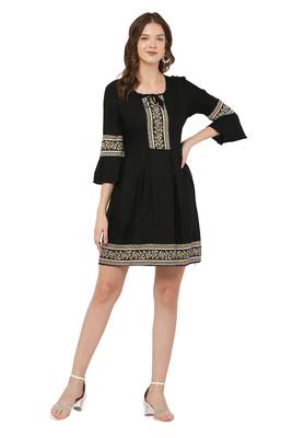 PAVONINE Black Color Rayon Fabric Printed Short Midi 1
