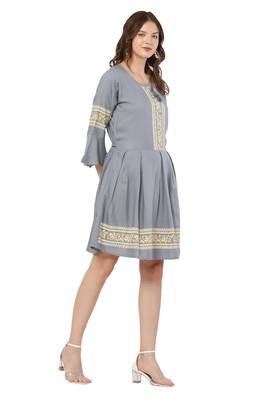 PAVONINE Grey Color Rayon Fabric Printed Short Midi 4