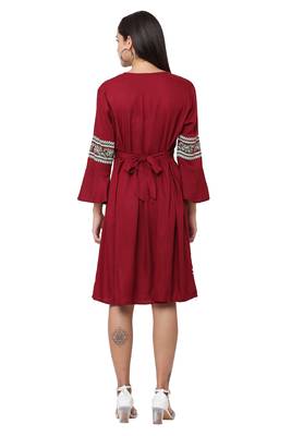 PAVONINE Maroon Color Rayon Fabric Printed Short Midi 2