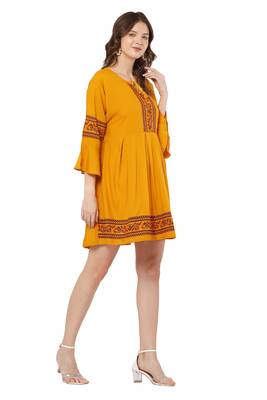 PAVONINE Mustard Color Rayon Fabric Printed Short Midi 4