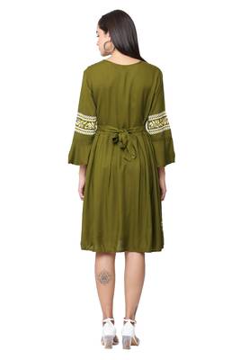 PAVONINE Mehandi Green Color Rayon Fabric Printed Short Midi 2