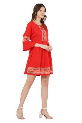 PAVONINE Red Color Rayon Fabric Printed Short Midi 3