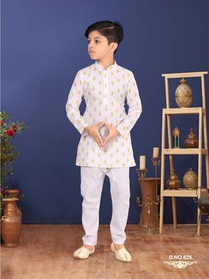 Boy's Off White Cotton Printed Kurta Churidar 7