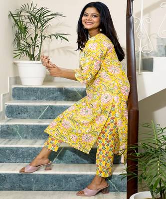 cotton-hand-block-print-yellow-pink-kurta-set 2