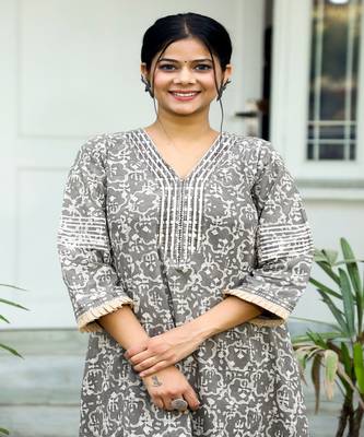 cotton-hand-block-print-kurta-set-gray 3