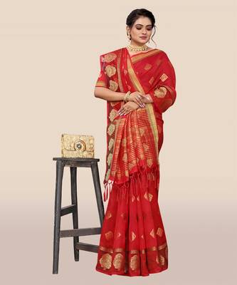 Red woven organza saree with blouse 4