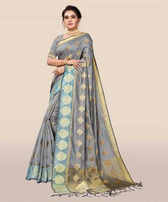 Grey woven organza saree with blouse 3