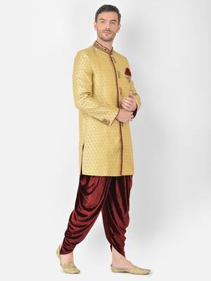 Anil Kumar Ajit Kumar Gold hand woven banarasi sherwani 3