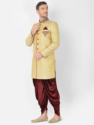 Anil Kumar Ajit Kumar Gold hand woven banarasi sherwani 2