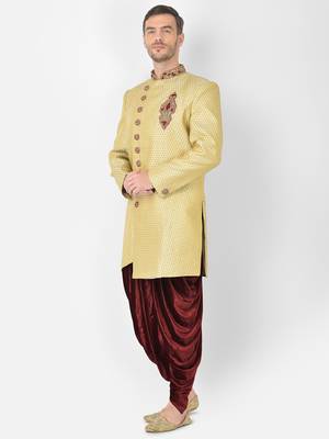 Anil Kumar Ajit Kumar Gold hand woven banarasi sherwani 2
