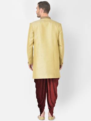 Anil Kumar Ajit Kumar Gold hand woven banarasi sherwani 4