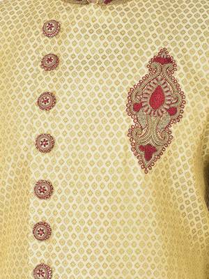 Anil Kumar Ajit Kumar Gold hand woven banarasi sherwani 5