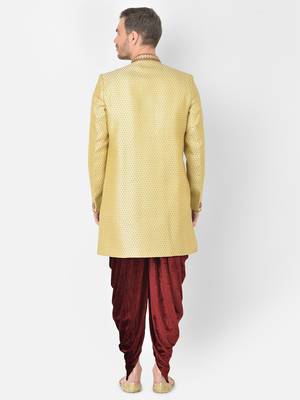 Anil Kumar Ajit Kumar Gold hand woven banarasi sherwani 4