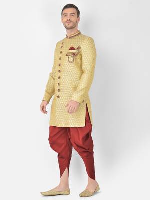 Anil Kumar Ajit Kumar Gold hand woven banarasi sherwani 2