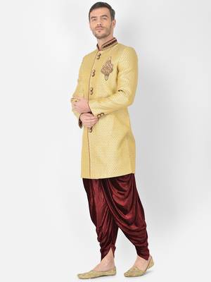 Anil Kumar Ajit Kumar Gold hand woven banarasi sherwani 2