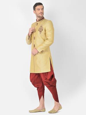 Anil Kumar Ajit Kumar Gold hand woven banarasi sherwani 2