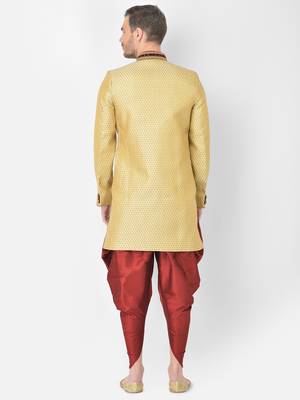 Anil Kumar Ajit Kumar Gold hand woven banarasi sherwani 4