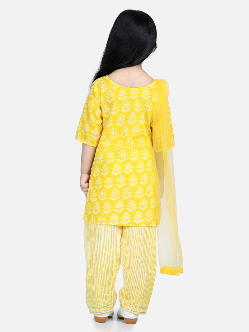 BownBee Pure Cotton Printed Kurti with Pant for Girls- Yellow