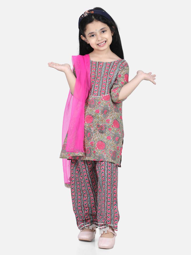 BownBee Pure Cotton Printed Kurti with Pant for Girls- Green