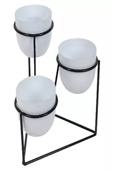 Traingle Stand Planter Black & White