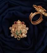 Green diamond wedding-rings