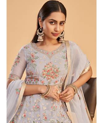 Light Lavender Georgette Anarkali Salwar Kameez 4