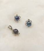 Black pearl pendants