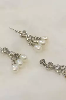 White pearl pendants