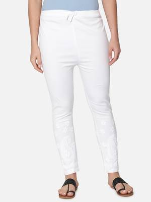 Hand Embroidered White Cotton Lucknowi Chikankari Trouser 2