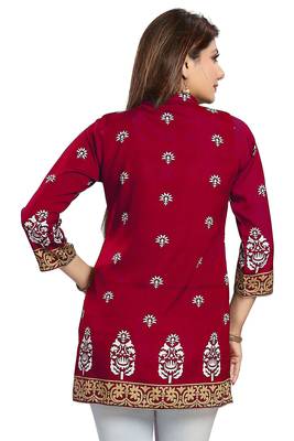 Maroon printed crepe kurtas-and-kurtis 2