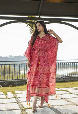 Red colour pure gaji silk bandhani kaftan 2