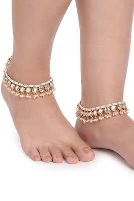 Gold pearl anklets 3