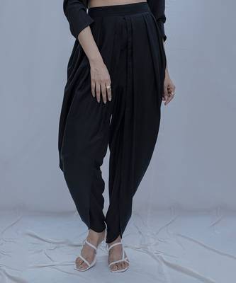 Hiva Tulip Pants In Black 1