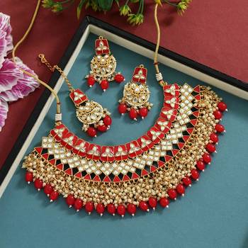 Red necklace-sets 1