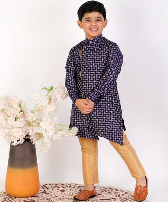 Navy Blue Embellished Silk Cut Kurta Pajama Set 2