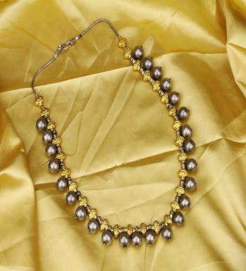 Sangeeta Boochra X Payal Singhal  Adena Silver Necklace 1