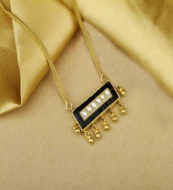 Sangeeta Boochra X Payal Singhal  Benazir Silver Pendant with Silver Chain 1