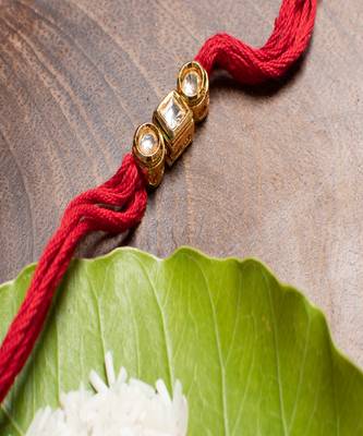 Red Gold Tone Kundan Rakhi 1