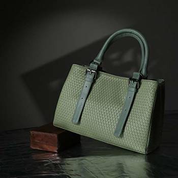 Green Textured Handbag 1
