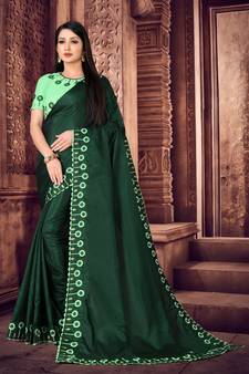 Dark Green Embroidered Silk Blend Saree With Blouse