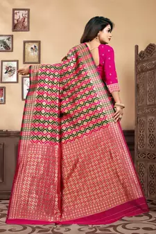 Magenta Woven Silk Blend Saree With Blouse