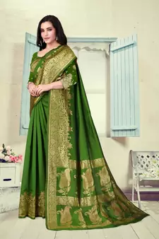 Mehendi Woven Silk Blend Saree With Blouse