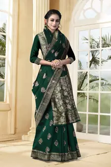 Green Woven Silk Blend Saree With Blouse