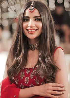 Dark Red Sequins And Zari Embroidered Georgette Semi Stitched Lehenga 3