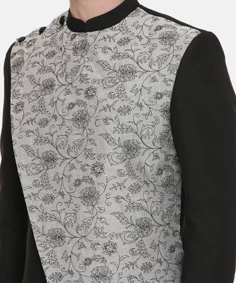 Silk/Chanderi Embroidered Sherwani 2