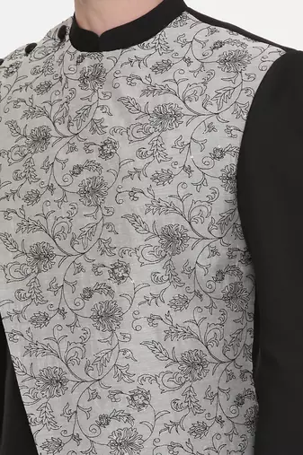 Silk/Chanderi Embroidered Sherwani