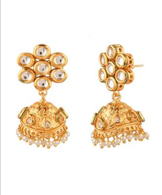 Gold earrings 2