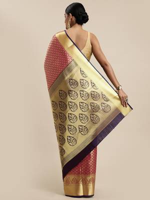 Pink woven silk saree with blouse 2
