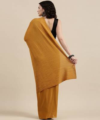 Gold Soft Knitted Lycra With Pleated Pallu Saree With Blouse Piece 3